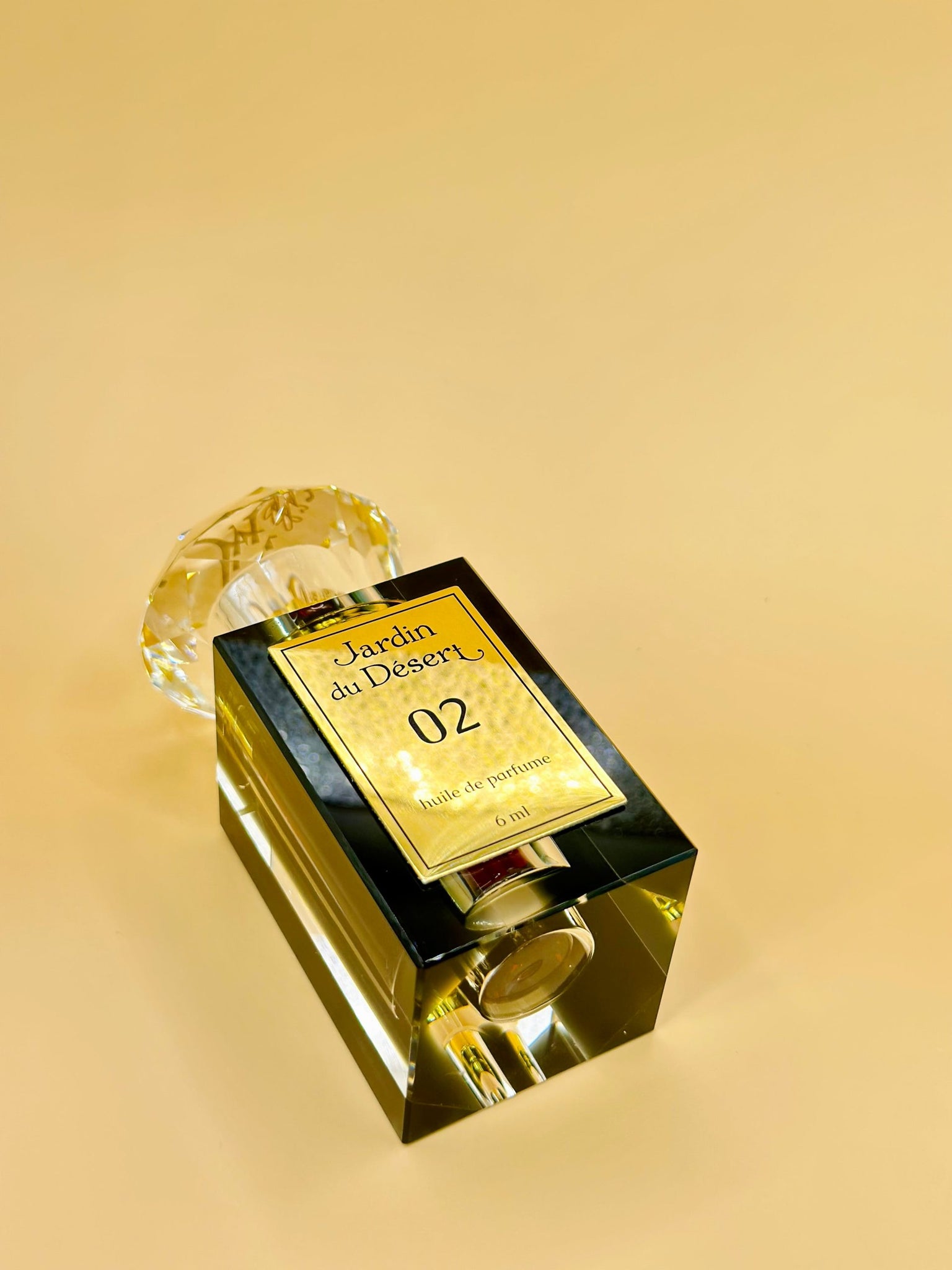 02 THE OPULENT ELIXIR - OIL PERFUME-1